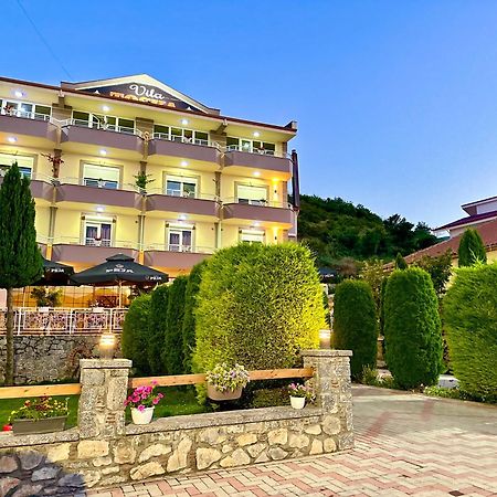 Hotel Vila Toska Piskupat Zewnętrze zdjęcie