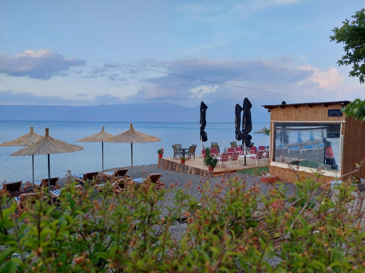 Hotel Vila Toska Piskupat Zewnętrze zdjęcie