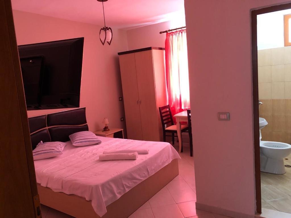 Hotel Vila Toska Piskupat Zewnętrze zdjęcie