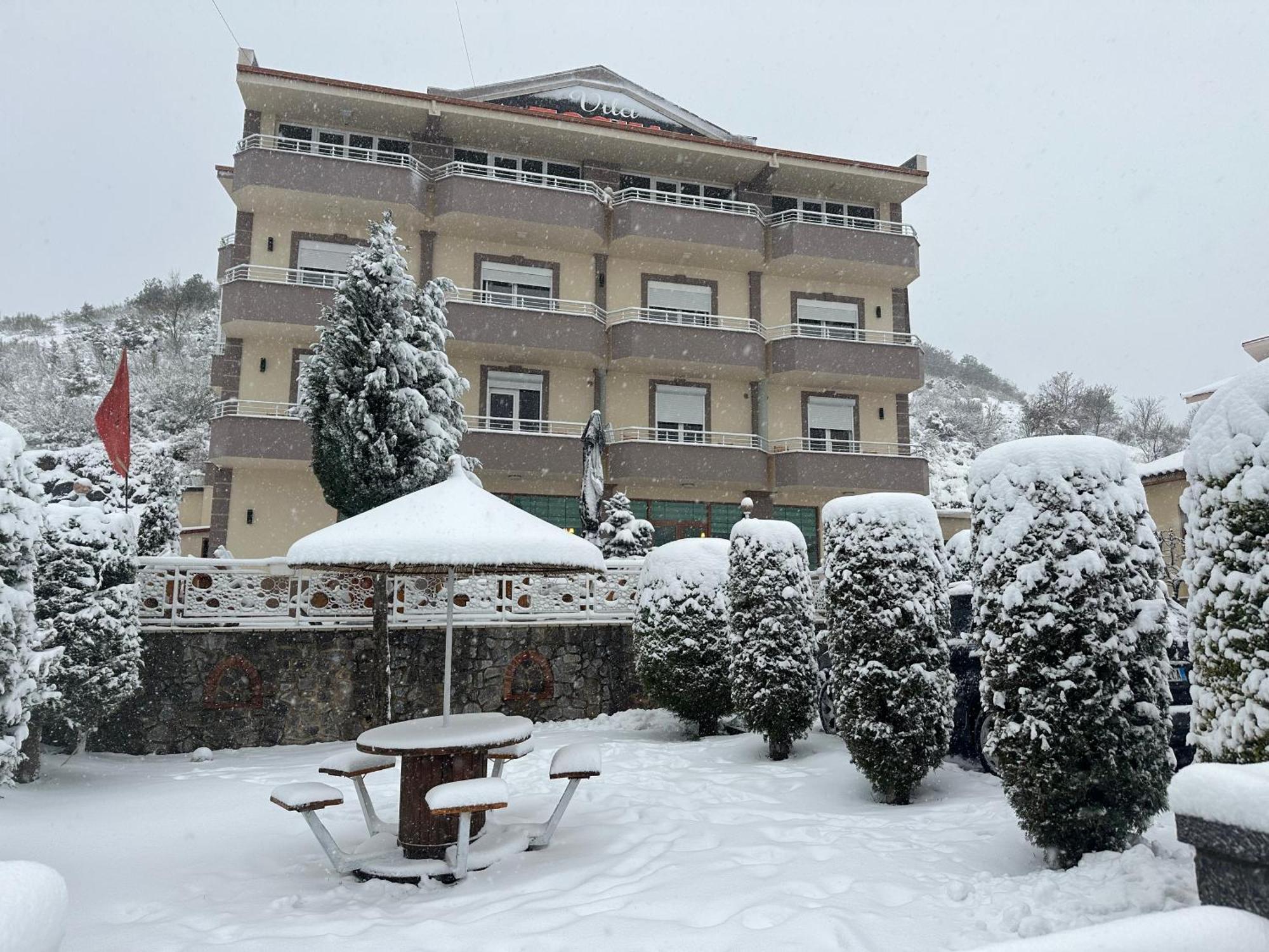 Hotel Vila Toska Piskupat Zewnętrze zdjęcie
